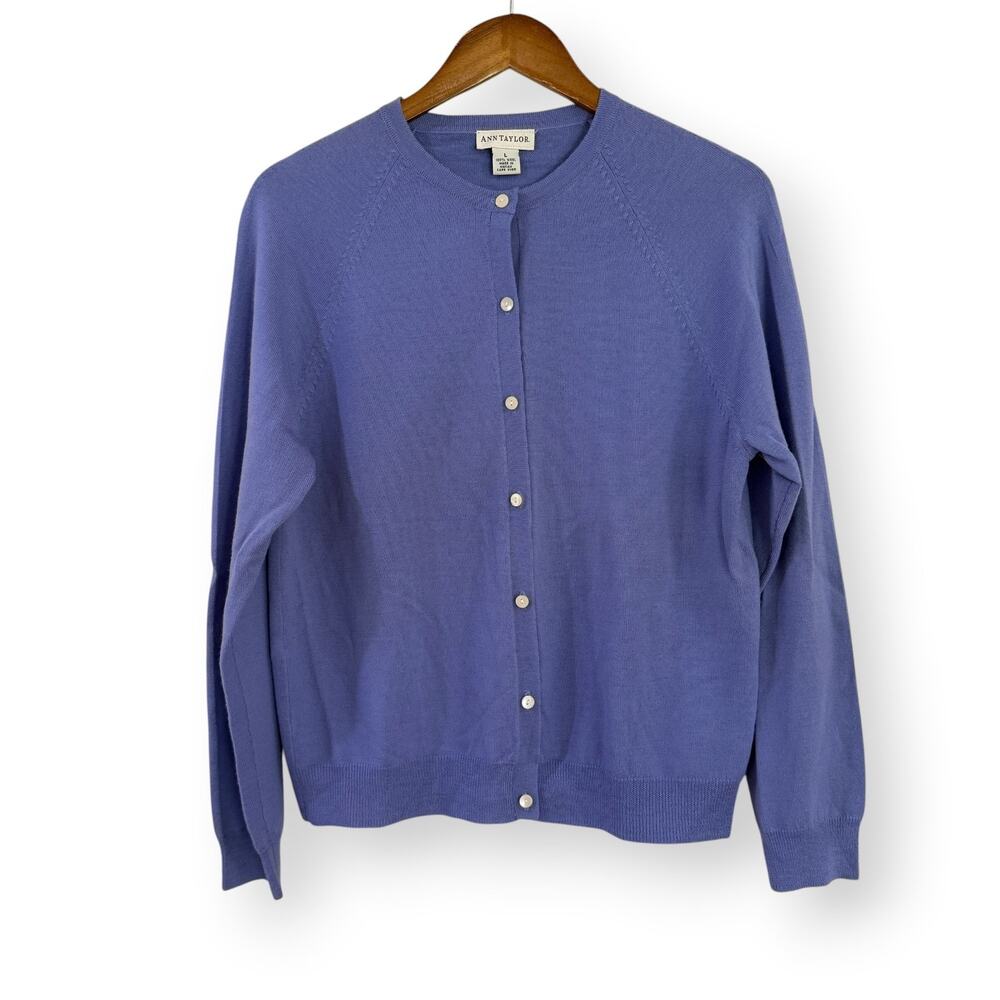 Vintage Ann Taylor 100% Wool Cardigan L Periwinkle Blue Lightweight Button Up
